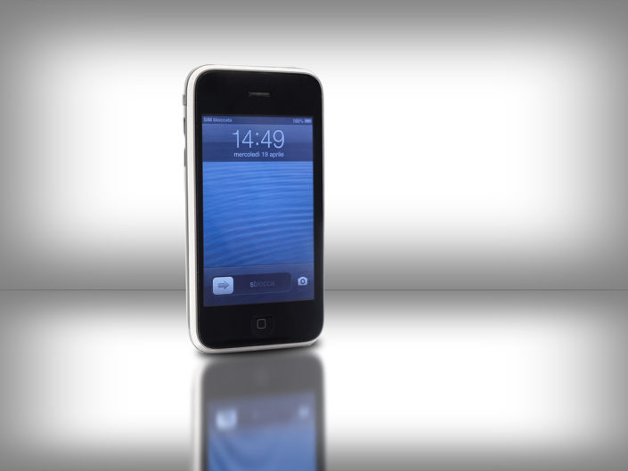 Marioli Advertising Apple iPhone